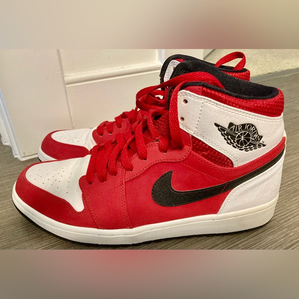 NIKE Jordan